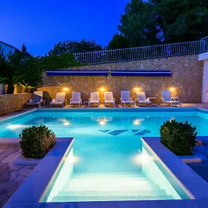 Bed and breakfast Paula Trogir